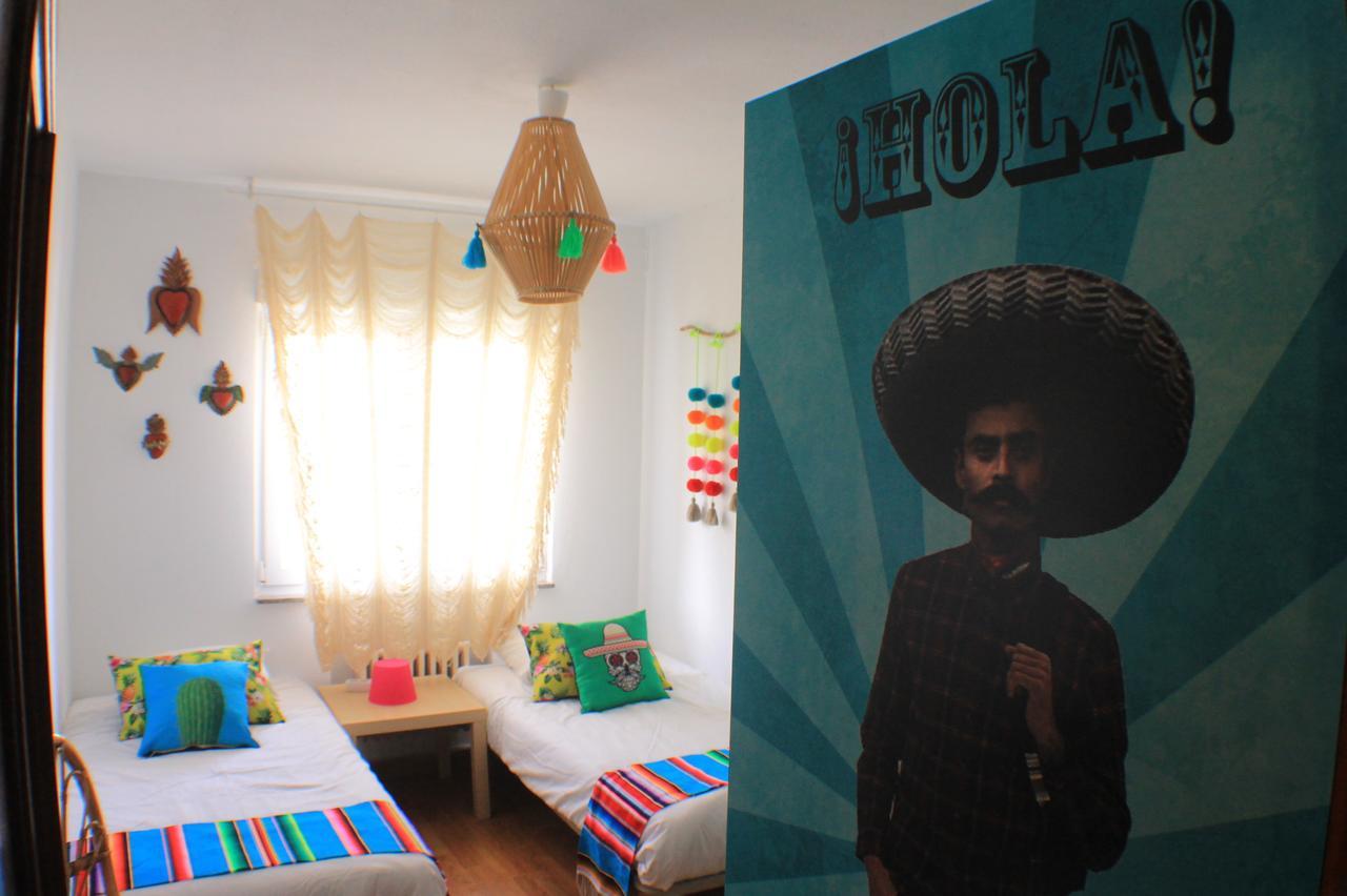 Cactus Bed & Breakfast Salinas Castrillon Bagian luar foto