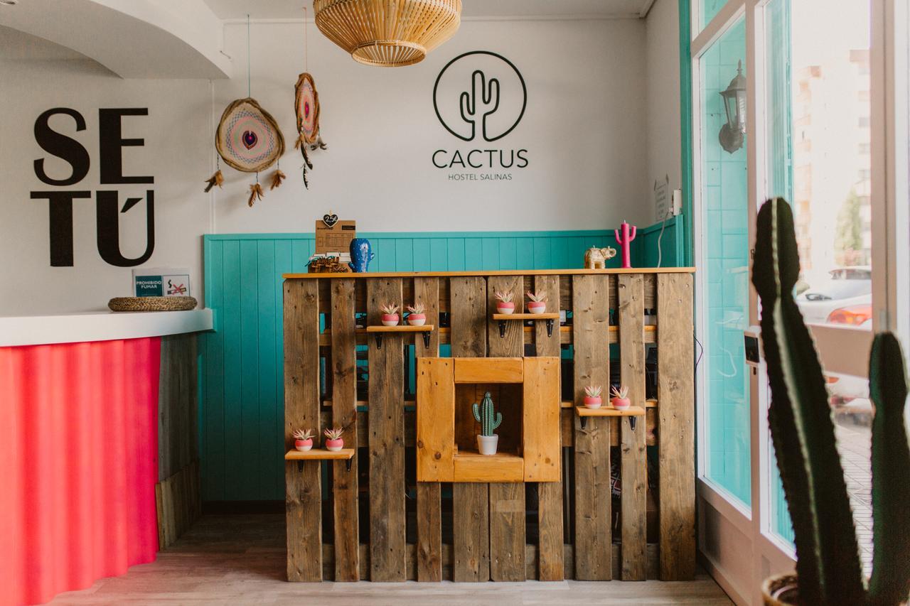 Cactus Bed & Breakfast Salinas Castrillon Bagian luar foto